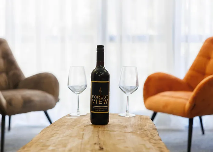 Forest View Хотел *